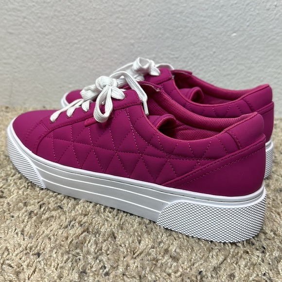 Nine West Hola2-A Low Top Quilted Sneakers Size 10 - Picture 8 of 12